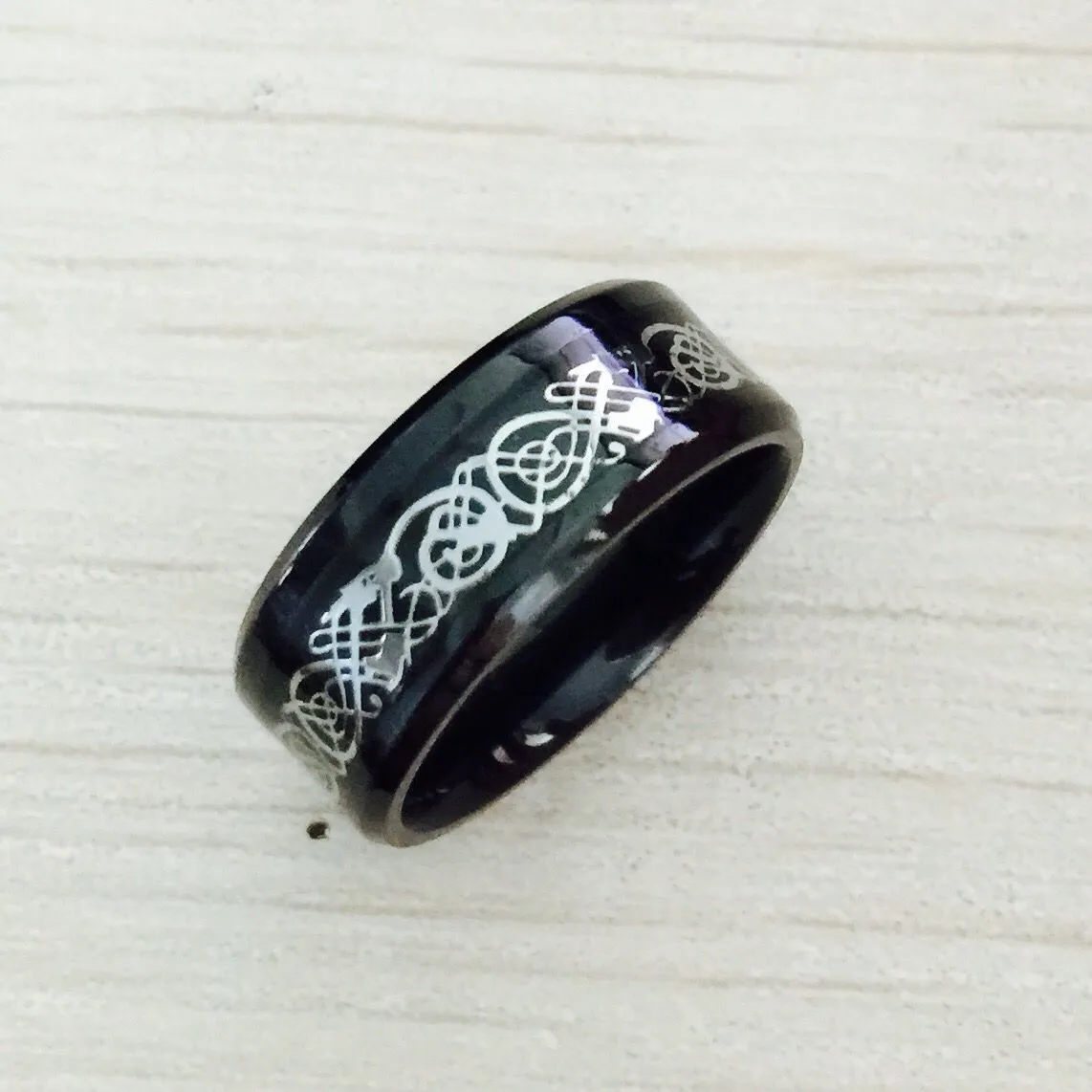 Black 316L Stainless steel Ring for Wedding Band blue Carbon Fiber Ring des Nibelungen Dragon rings for men