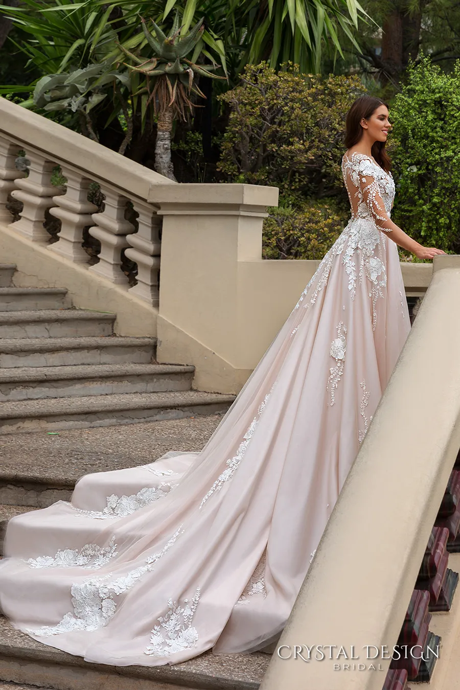 2018 Stunning Designer A Line Wedding Dresses Illusion Neckline Sheer Long Sleeves Full Embroidery Court Train Bridal Gowns9007130