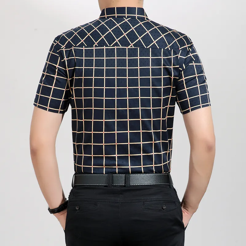 Großhandels-Herrenhemden Business Plaid mit kurzen Ärmeln Umlegekragen Doppelt merzerisierte Baumwolle Herrenhemd Camisa Masculina Größe M-XXXL