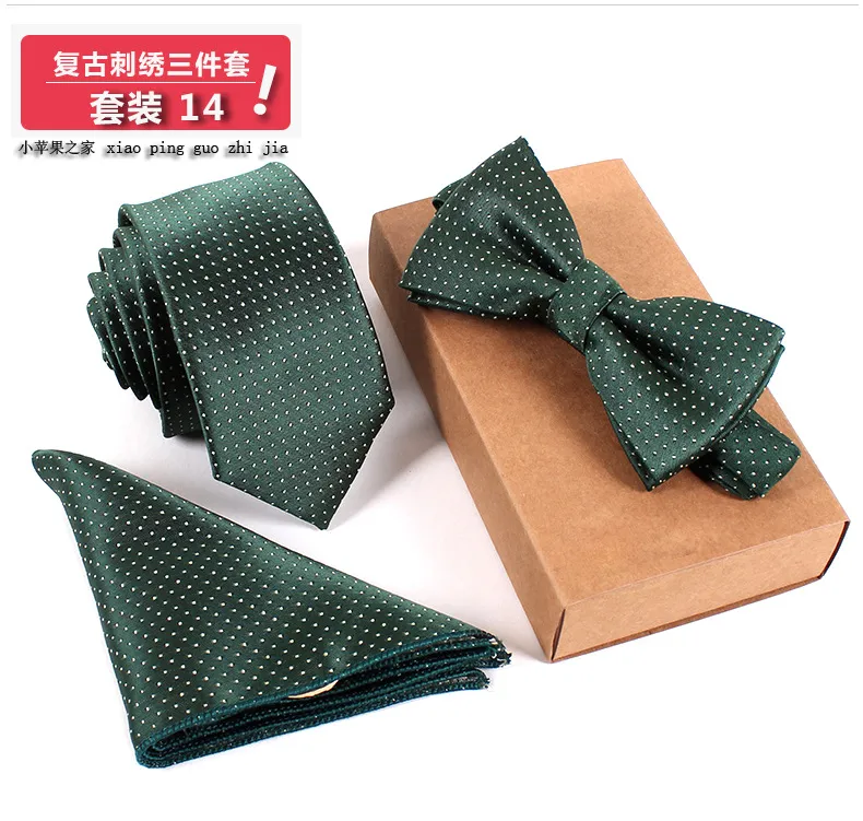 Três conjuntos Gravatas Bow tie Lenço com Caixa de embalagem 27 cores tarja NeckTie Para Homens presentes de Natal do Dia dos Pais