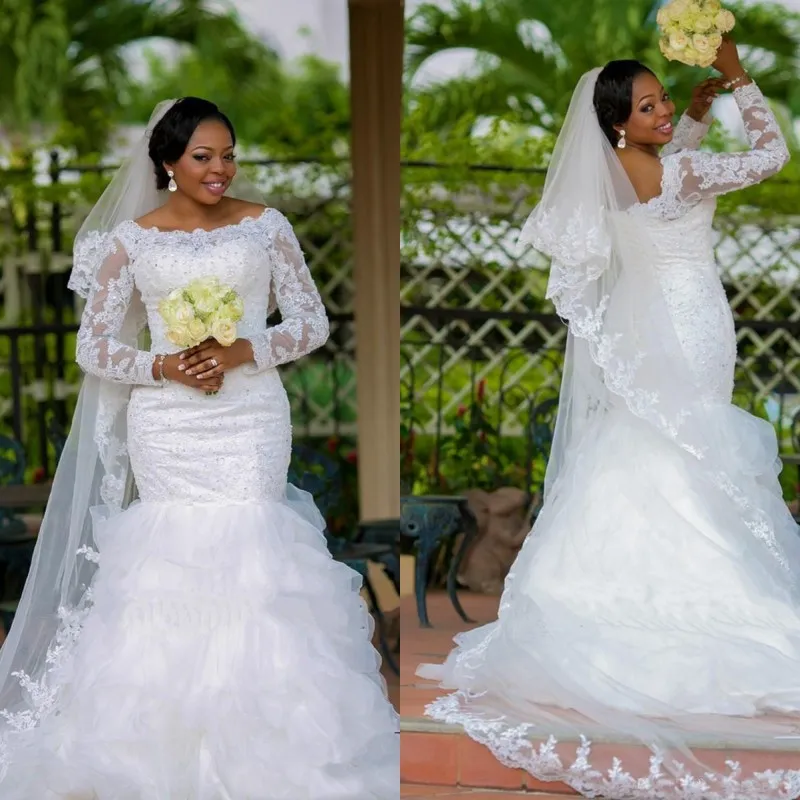 Plus la taille blanche à manches longues en dentelle robe de mariée sirène 2019 illusion perlée dentelle appliques ajustées et évasées robes de mariée corset à lacets dos