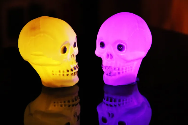 LED -nyhetsbelysning pumpa lampor halloween dekorationer plastlykta rgb skalle huvud nattlampa 7 x 7 cm storlek storlek