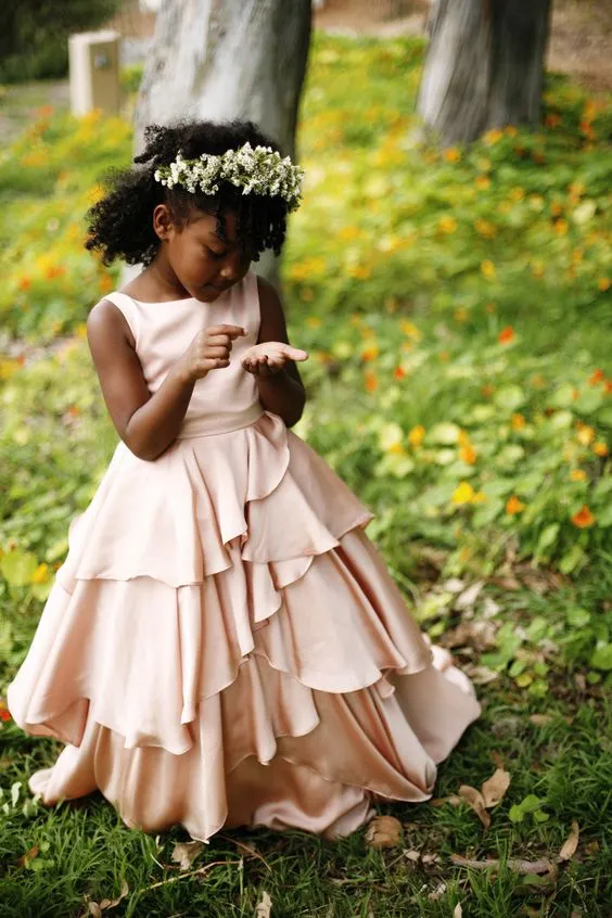 Bohemian 2019 New Flower Girl Dresses Wedding Cheap Jewel Backless Tiered Ruffles Floor Length Blush Pink African Girls Formal Dress EN6145