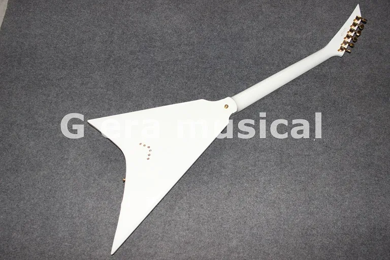 Chitarra elettrica di alta qualità a forma di V volante con hardware dorato di colore bianco intero1495406