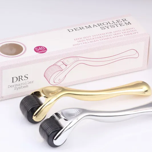 熱いDRS Dermaローラー540針医学療法装置のマイクロニードルDermaroller皮膚看護のための黒/白のハンドル