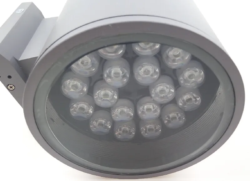 Giù verso il basso 36W LED OUTDOOR MONTRI A MONTRI A MONTRI A MONTRI A MONTRO IP65 110V 220V Accensione le luci di alluvione decorative dell'edificio del negozio 9467215