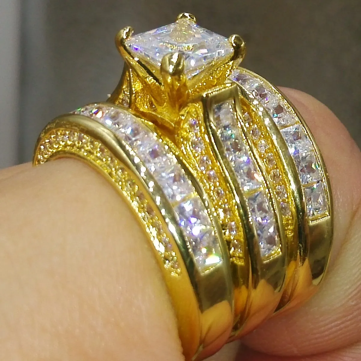 Victoria Wieck Köpüklü Moda Takı Prenses Yüzük 14KT Sarı Altın Dolgulu 3 IN 1 Beyaz Topaz Parti CZ Elmas Kadınlar Düğün Gelin Yüzük