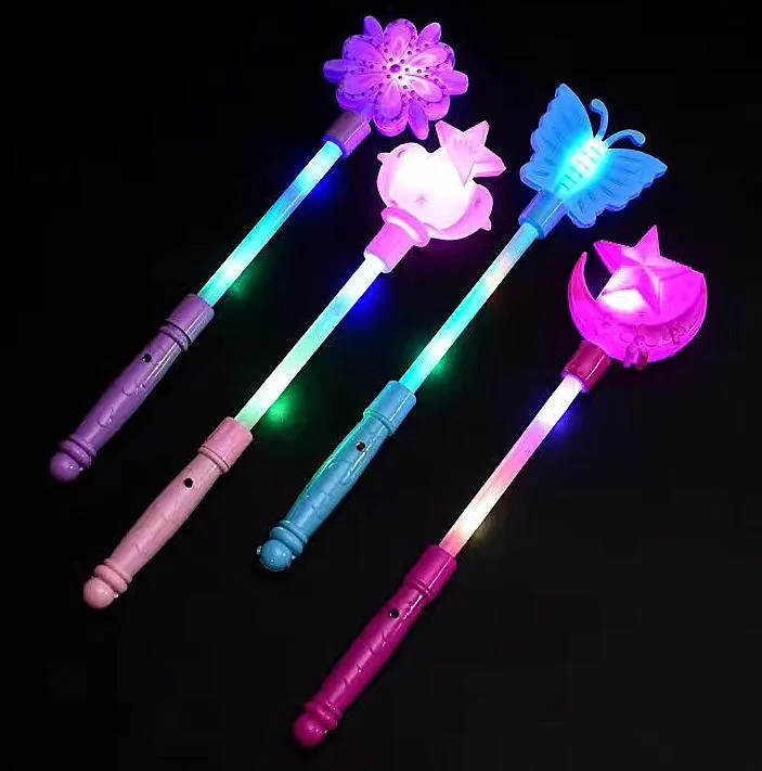 Yanıp sönen Light Up Sticks Sihirli LED Değneklerini Batons DJ Fairytale Prenses Kostüm Fantezi Elbise LED Glow Yıldız Taç Tereyağlı Ay Değnek çocuklar oyuncak