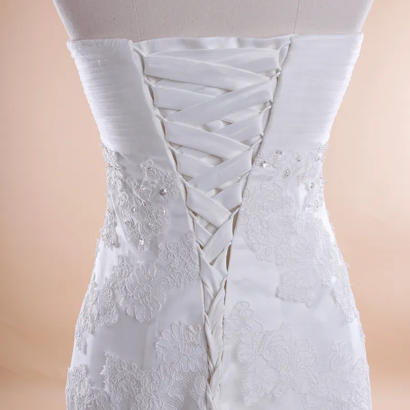 Gerüschtes Organza-Meerjungfrau-Hochzeitskleid mit herzförmigem Ausschnitt 2016 Sweep Train Brautkleider Lace Up Brautkleider