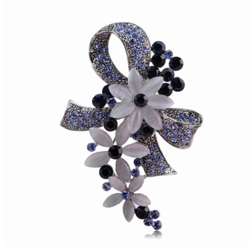 Mooie elegante antieke zilveren kleur bloemen broches met opalen volledige kristallen broches sjaal pinnen accessoires boeket bruiloft