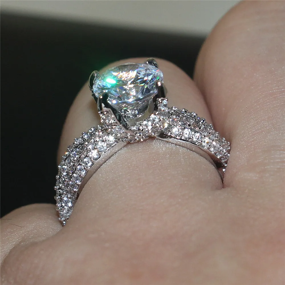 Luksusowy Luksusowy Vintage 925 Sterling Silver Dragon-Claw Biżuteria Prience Otoczenie 3CT Diamond CZ Gemstone Ring Finger Wedding Ring dla kobiet