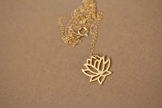 Trendy big lotus pendant Floral style of plants women's neclaces