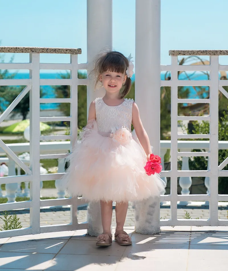 Cute Lace Ball Gown Flower Girl Dresses Knee Length Baby Gowns With Sash Tiered Cupcake Pageant Dress