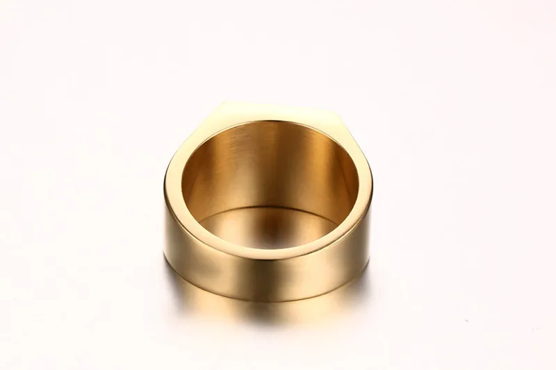 Acero inoxidable IP chapado en oro alto pulido Cubic Zironia hombres anillo joyería de moda anillos accesorios oro tamaño 8-12