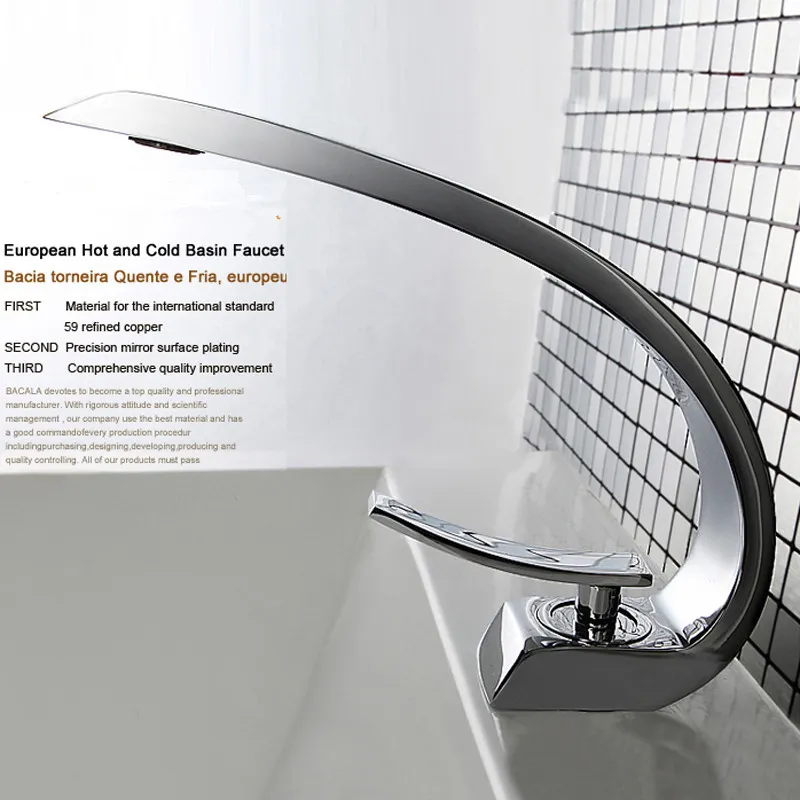 현대적인 세면대 디자인 욕실 수도꼭지 믹서 폭포 욕실 수도꼭지의 분지에 대한 뜨거운 것과 차가운 물 도청