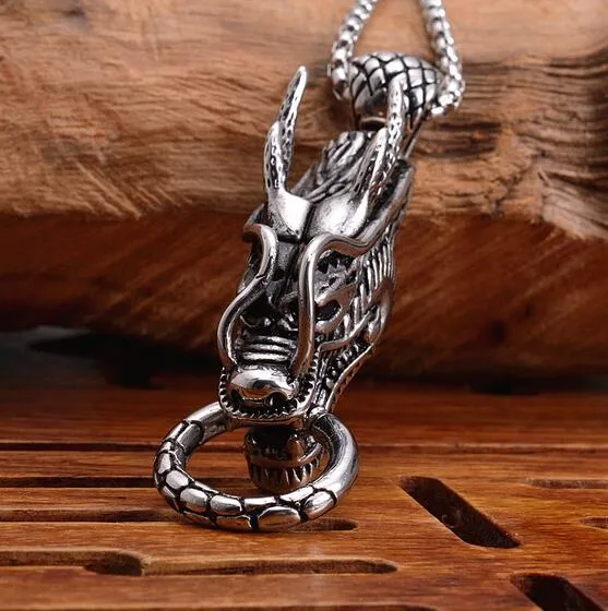 Style Punk Casting Biker tête de dragon pendentif haute qualité argent acier inoxydable collier gothique avec chaîne de boîte 3mm 24'288M