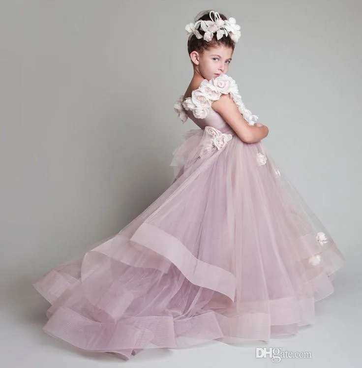 Barato Vintage Krikor Jabotian Vestidos Da Menina de Flor Para Casamentos Em Camadas Kid Primeira Comunhão Vestido 3D Floral Apliques Pouco Pageant Vestidos