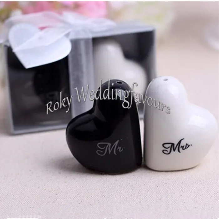 Mr.&Mrs. Heart Ceramic Salt &Pepper Shakers Wedding Favors Bride And