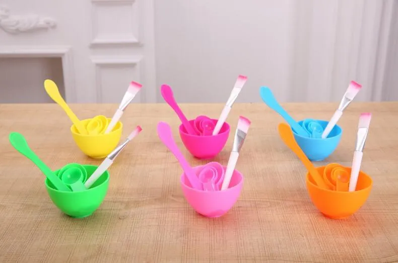 4 1 DIY Yüz Güzellik yılında Bowl Kozmetik Aracı For Women Çubuk Fırça Set ile Spong Fırça Karıştırma Maske