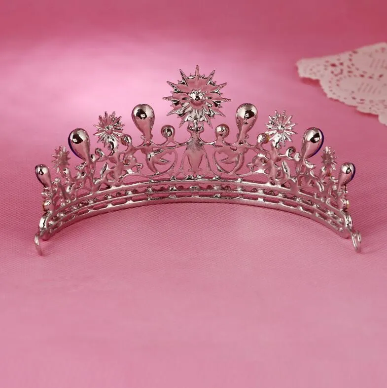 European Bride Tiaras Baroque Luxury Rhinestone Crystal Crown The Queen Diamond Hair Princess Korean White Shining Hair Accessories LDT08