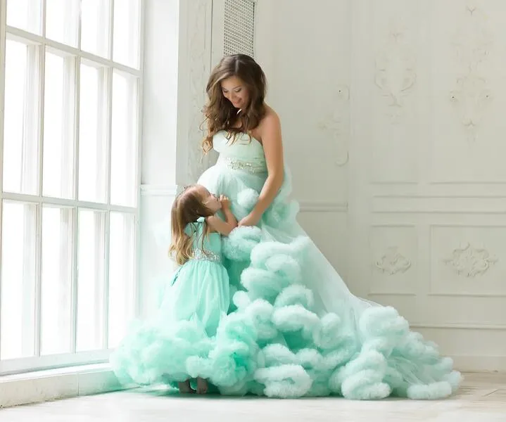 Mint Green Gorgeous Prom Dresses Handmade Ruffles ash Beads Crystals Celebrity Pageant Dress For Teens Tulle Layered Beach Evening Gowns