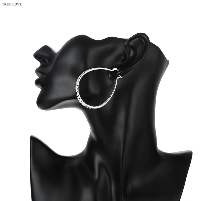 أزياء 925 الفضة هوب أقراط كلاسيكي سحر المجوهرات امرأة 5.4 × 4.0cm حزب بارد نمط الشحن المجاني أوروبا الساخنة