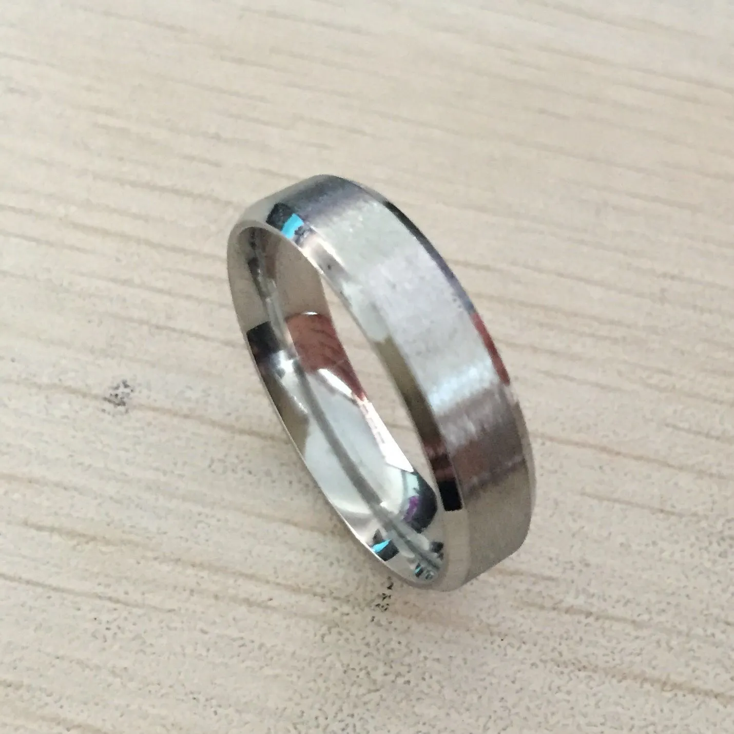 Anelli di fidanzamento da uomo classici tono argento largo 6mm Anelli da dito in acciaio al tungsteno 316L uomo prezzo all'ingrosso taglia USA 6-14