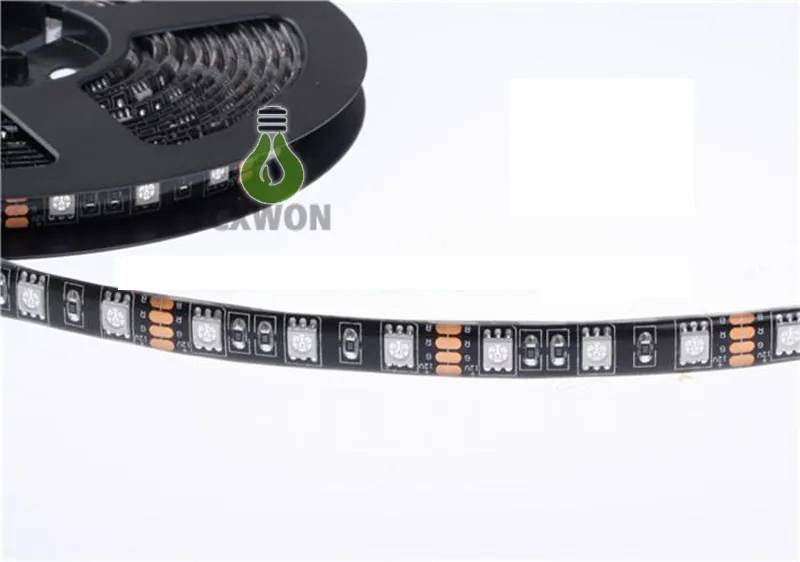 Zwarte PCB LED-strips 5050 RGB IP65 Waterdichte DC12V 300LED 5M Flexibele LED Strip Lights 100m 