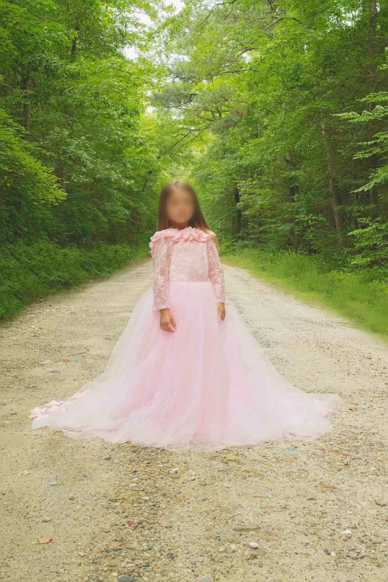 DHgate 2016 Backless Hot Junior Girls Pageant Gowns Lace Long Sleeves Tulle Princess Prom Party Dresses Pink Flower Girls Dresses For Wedding Wedding Party Events