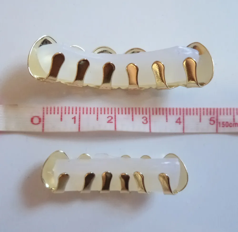 Wholesale-Grillz REAL 금 도금 HIPHOP TEETH GRILLZ 톱 바텀 그릴 세트