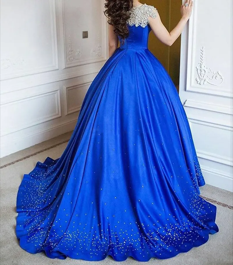 2017 Royal Blue Luxury Ball Gown Prom Dresses Off Shoulder Cap Sleeves Beading Satin Floor Length Arabic Plus Size Evening Gowns