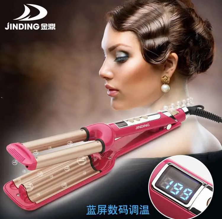 AC220V-240V 60 W Fashion Drie Kippenrollen LCD-controle Keramische Triple Barrels Clinging Iron Diepgolf Currer Haar Waver