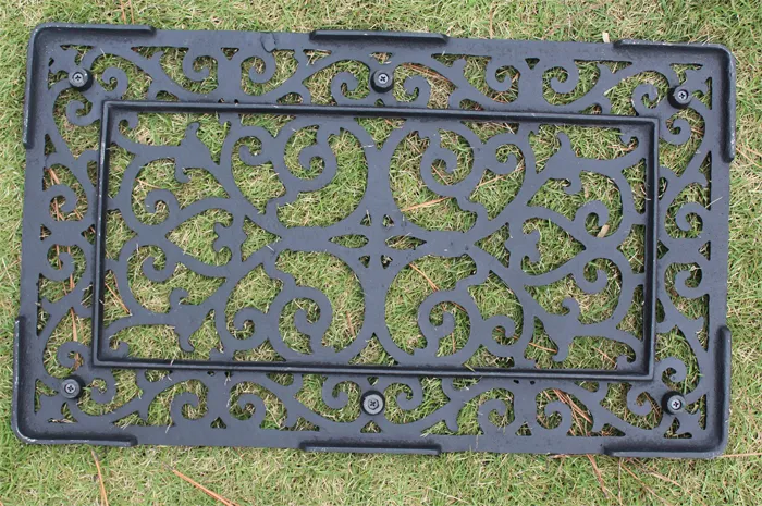 Puerta de desplazamiento de felpudo de hierro fundido Decoración del hogar Decoración rectangular de metal marrón jardín antiguo Puerta de granja de la casa