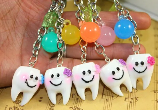 Fashion accessories Key Rings tooth teeth keychains for promotion gift from China