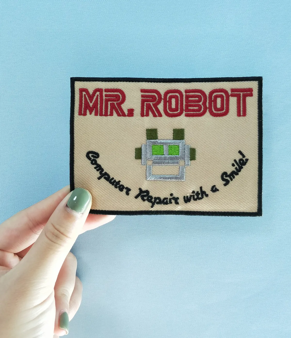 Heißer Verkauf MR. ROBOT Hochwertige Stickerei zum Aufnähen auf heißversiegelte Jacke, Rückseite, Kappe, Taschen, Aufnäher