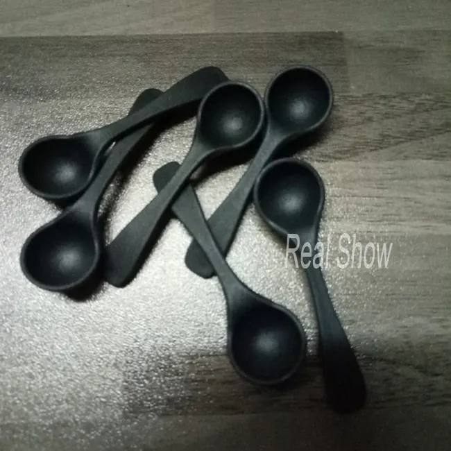 white or black spoon 0 5g plastic measuring spoons whole in china powder spoons1151169