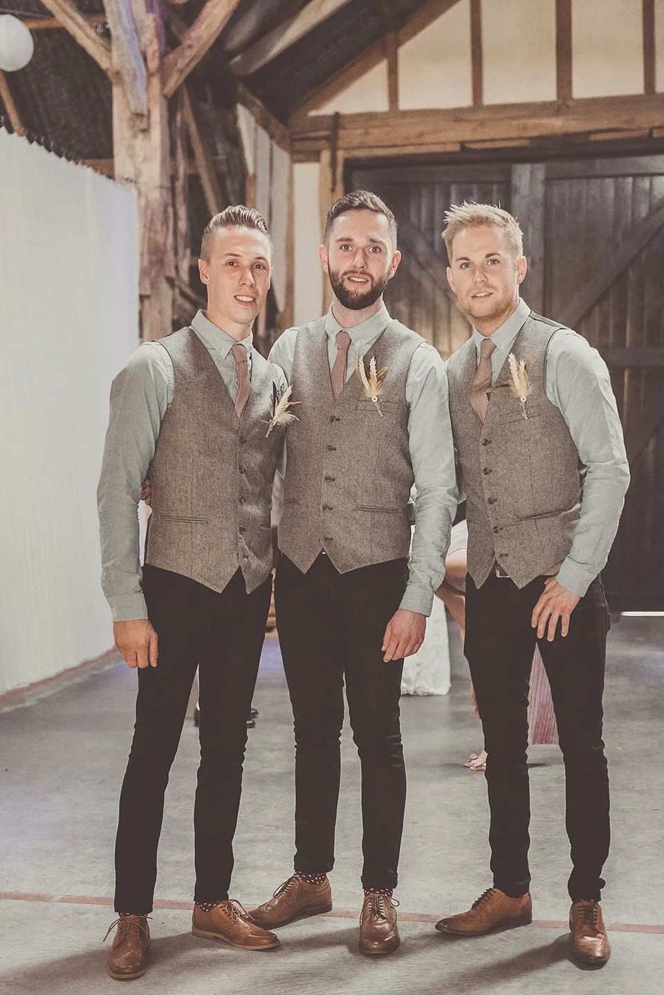 2019 Country Wedding Gray Wool Herringbone Tweed Vests Custom Made Groom Vest Slim Fit Mens Suit Vest Prom Wedding Waistcoat Plus Size