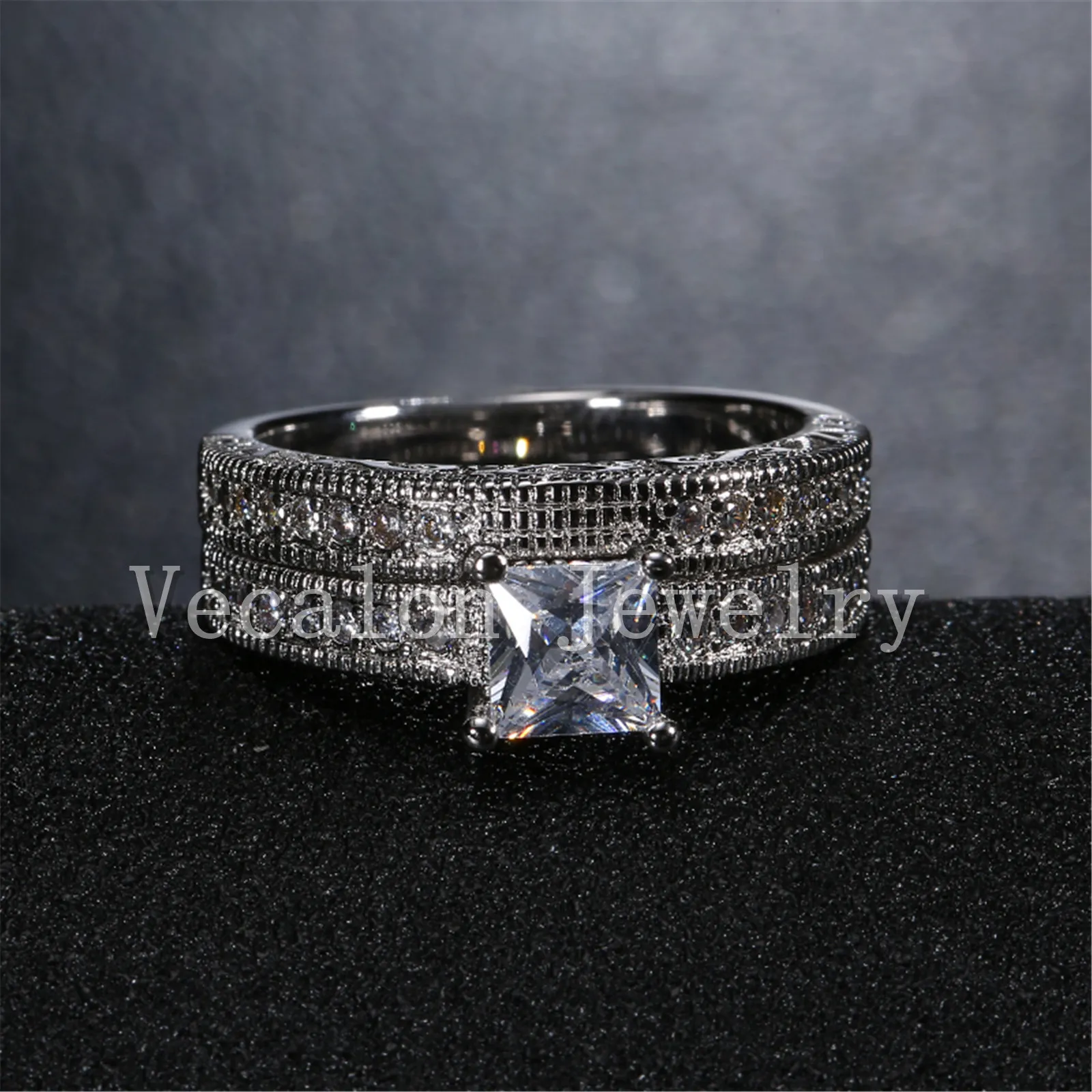 Vecalon Vintage Kvinna Ring Princess Cut 2ct Simulerad Diamond CZ 10kt Vit Guldfylld Engagemang Bröllopsring för kvinnor