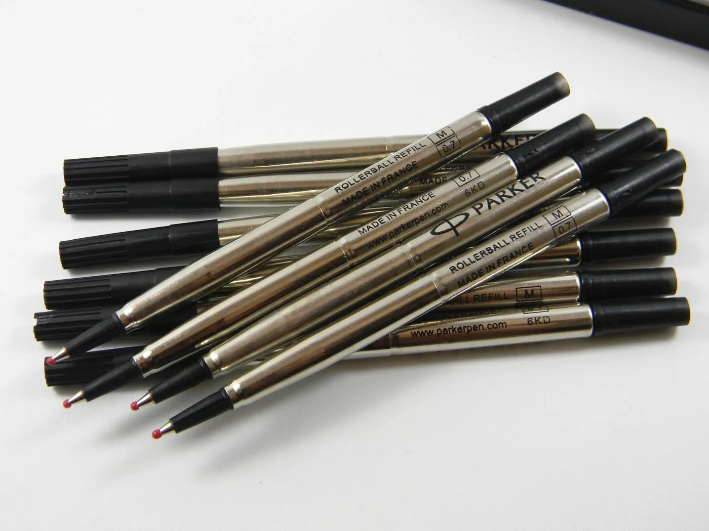 10 st metall Parker Blå Svart Bra kvalitet 0,7 mm Rollerball Pen Refills