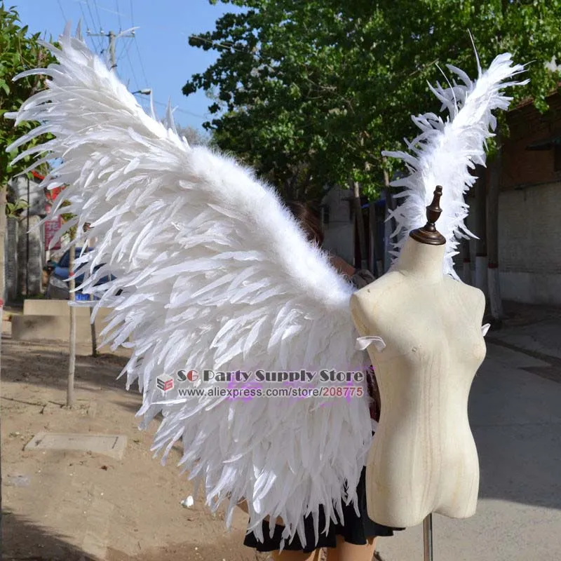 Lo spettacolo teatrale del partito cosplay delle ali di piuma d'angelo bianco di alta qualità di lusso adulti fornisce ali di stelle Visualizza oggetti di scena spedizione gratuita EMS