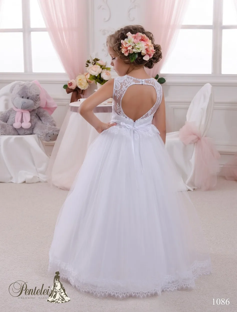 green emerald velvet dress Burgundy V-Neck Tulle Long Sleeves Flower Girl Dresses-Bridelily