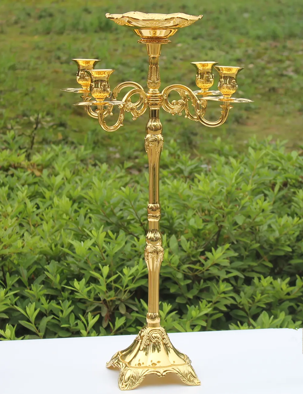 Säljer 65 cm guldfinish Candelabra med Flower Bowl5Arms Weddings Event Candle Holder Centerpiece Candelabrum3145376