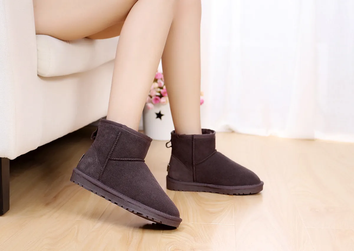 2022 Hot AUS U5854 classical Short Mini Women's Classic tall Boots Womens boots Boot Snow boots Winter boot leather boot certificate dust bag Free transshipment