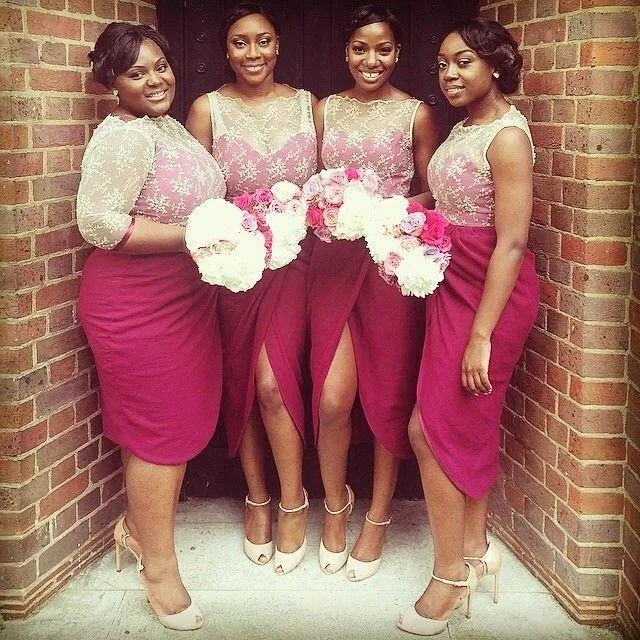 bella naija Burgundy Bridesmaid Dresses 하얀 레이스 탑 짧은 아프리카 결혼식 손님 드레스 웨딩 파티 들러리 가운을위한 빨간 드레스