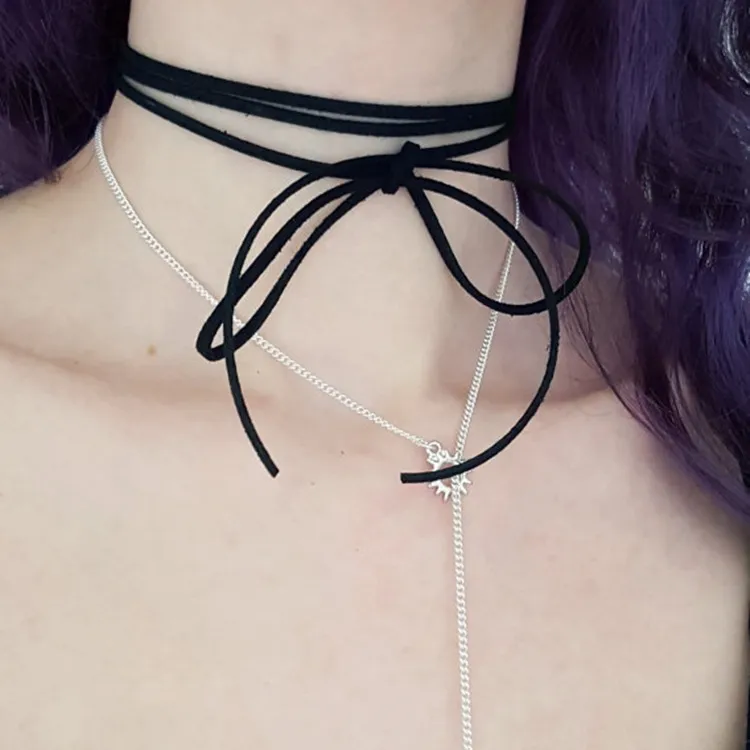 String shop bow choker