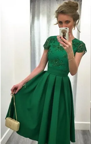 Wdzięku 2016 Dark Green Satin Lace Aplikacja Długość Herbaty Suknie Homecoming Sukienki Tanie Seksowne Backless Krótki Rękaw Zroszony Ruched Party Suknie EN9024