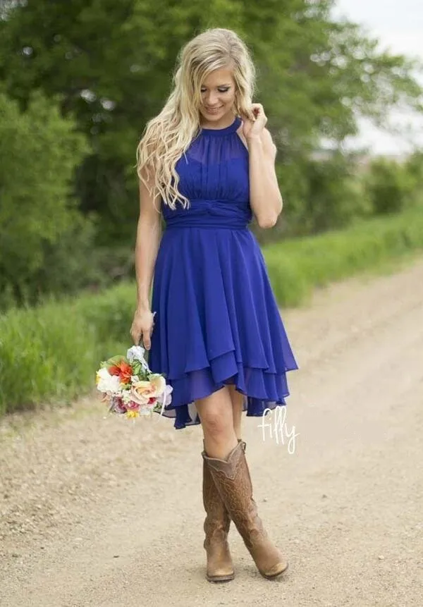 Custom Colored Cocktail Jurken Land Westen Ruched Chiffon Korte Bruidsmeisjes Jurken Knielengte Maid of Honour Jurken Match Cowboylaarzen