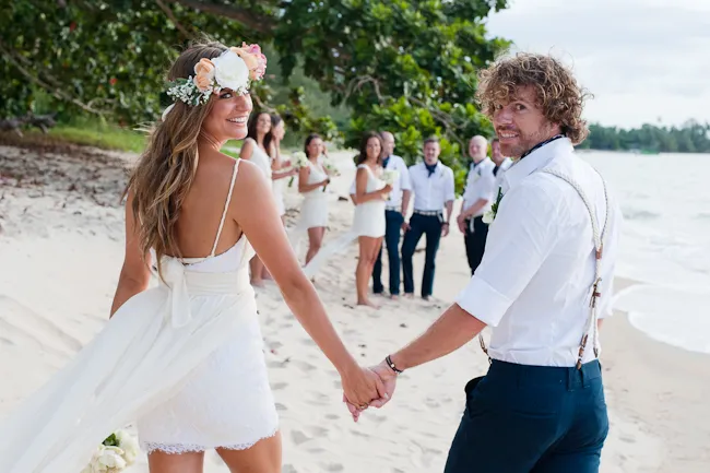 Sexy 2020 Alta Baixa praia vestidos de casamento barato Spaghetti Backless destacável saia de chiffon e rendas Boho vestidos de noiva EN4152