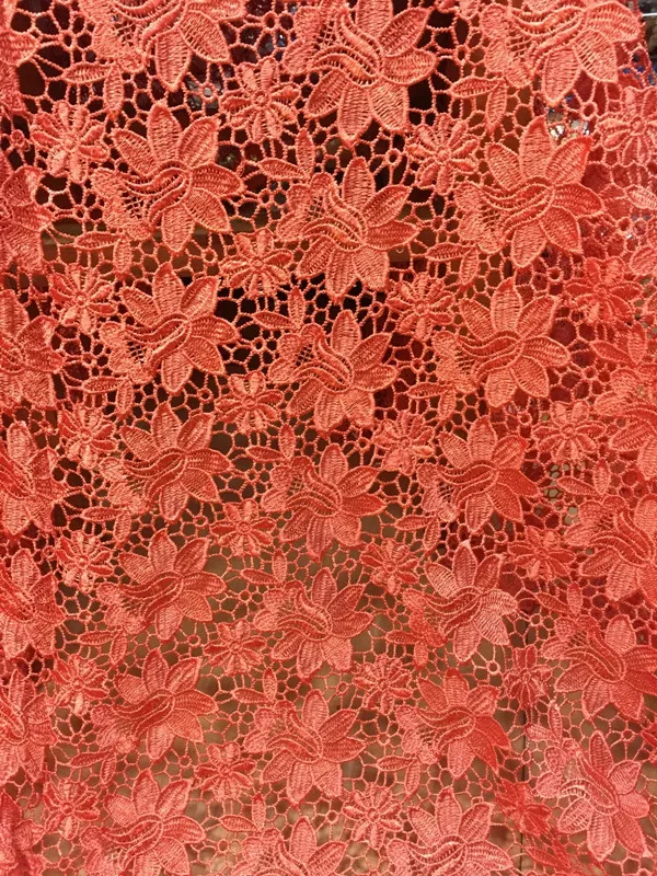 Lindo cabo de fúcsia rendas bordado guipure africano laço com flor de tecido de renda solúvel em água para a festa de vestir QW18-2