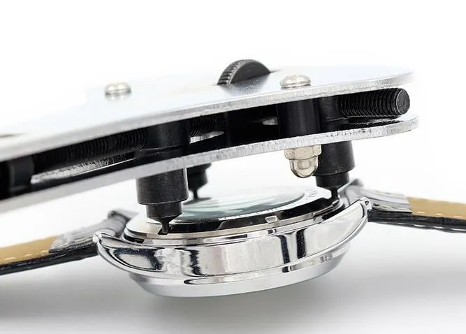 Nummer 2819 Professional Watch Tools and Watch Parts-nyckeln för att öppna Big Watch Case-nyckeln för vattentäta klockfall med 4 uppsättningar av290Q